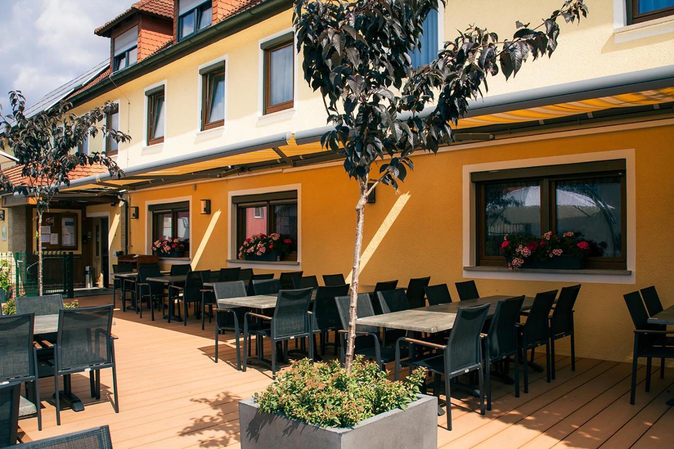 Hotel Spitzenpfeil Michelau in Oberfranken Экстерьер фото
