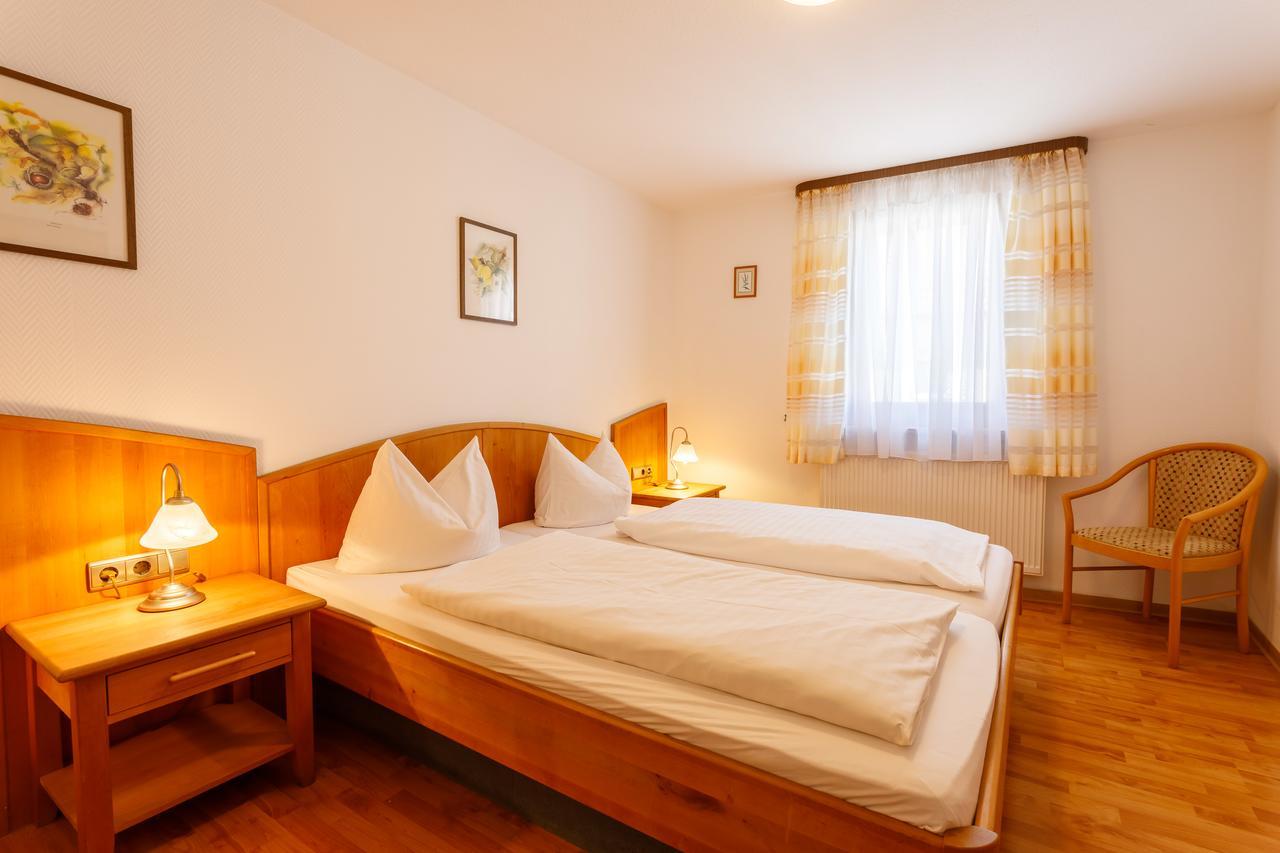 Hotel Spitzenpfeil Michelau in Oberfranken Экстерьер фото