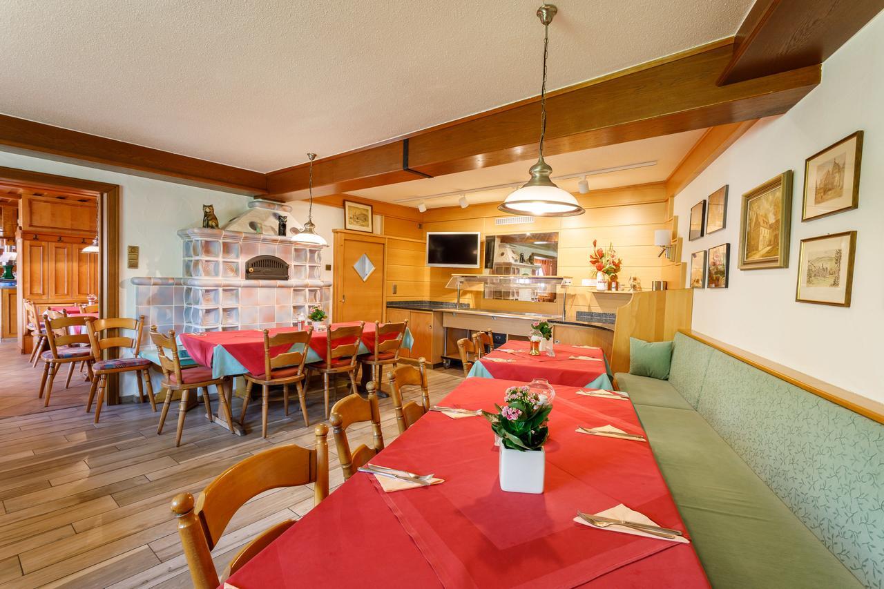 Hotel Spitzenpfeil Michelau in Oberfranken Экстерьер фото