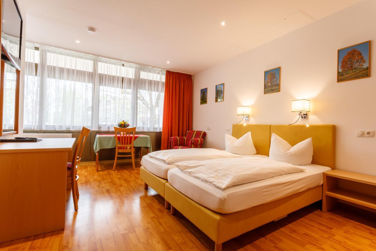 Hotel Spitzenpfeil Michelau in Oberfranken Экстерьер фото